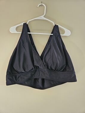 Wireless Black Swim Top